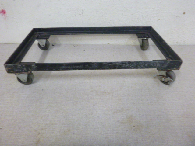 lot 37 image: Dolly Cart