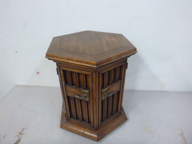 lot 79 image: Hexagon End Table