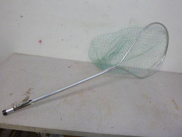 lot 133 image: Frabill Landing Net