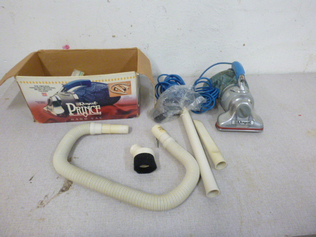 lot 156 image: Royal Hand Held Vacuum