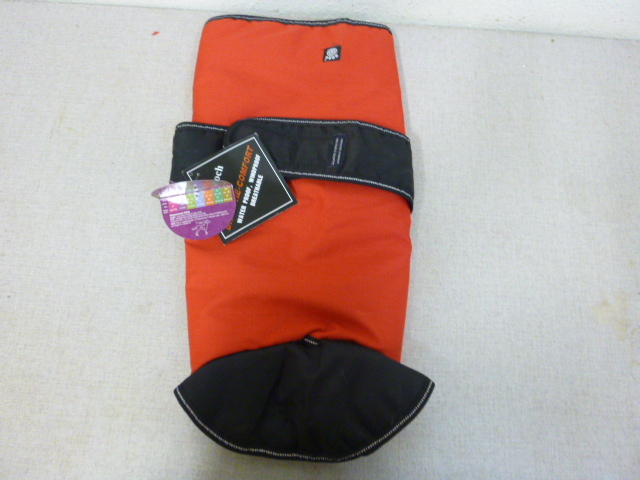 lot 166 image: Epoch Pet Juneau Coat