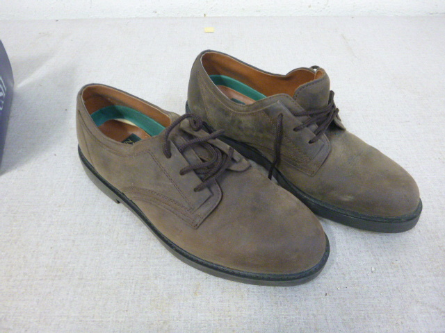 lot 212 image: Nun Bush Shoes