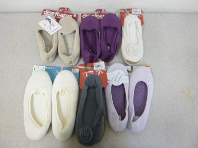 lot 236 image: 6 Pair of Slippers