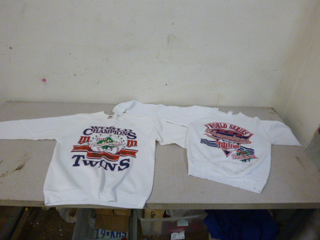 lot 243 image: 2 Minnesota Twins Sweatshirts
