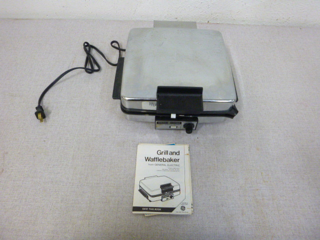 lot 264 image: GE Grill and Waffle Baker