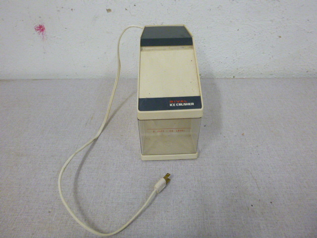 lot 270 image: Rival Ice Crusher