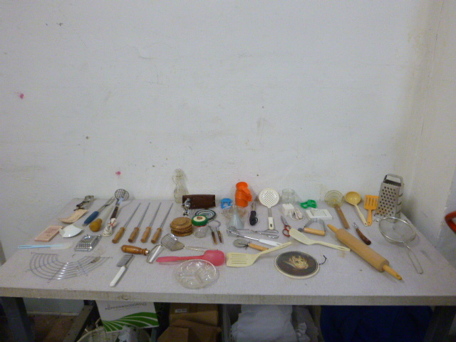 lot 278 image: Miscellaneous Kitchenware