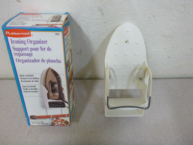 lot 279 image: Rubbermaid Ironing Organizer