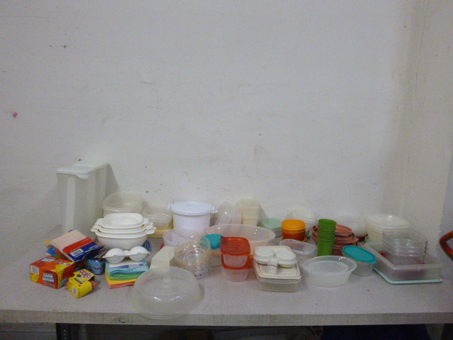 lot 288 image: Miscellaneous Kitchenware