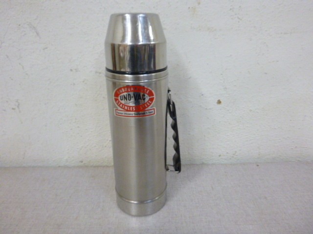 lot 290 image: Uno-Vac Stainless Steel Vacuum Bottle Thermos