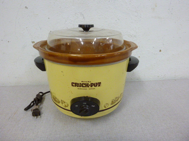 lot 298 image: Rival Crock Pot