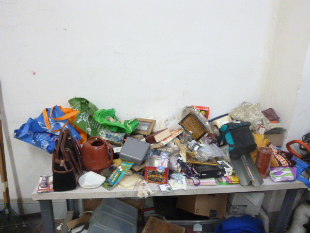 lot 332 image: Miscellaneous Items