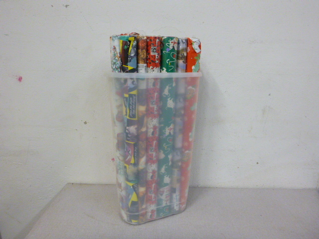 lot 371 image: Miscellaneous Wrapping Paper