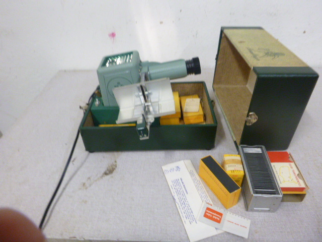lot 372 image: Vintage Brumberger Slide Projector