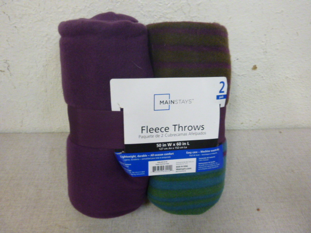 lot 374 image: Mainstays 2 Pack Fleece Throws