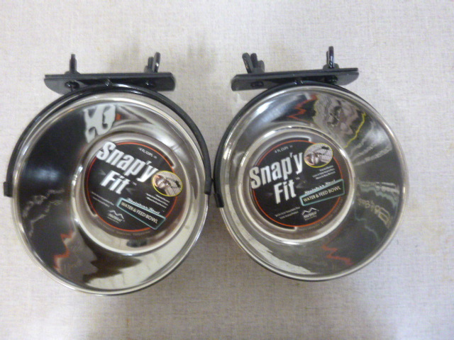 lot 382 image: 2 Snapy Fit Pet Water and Feed Bowls