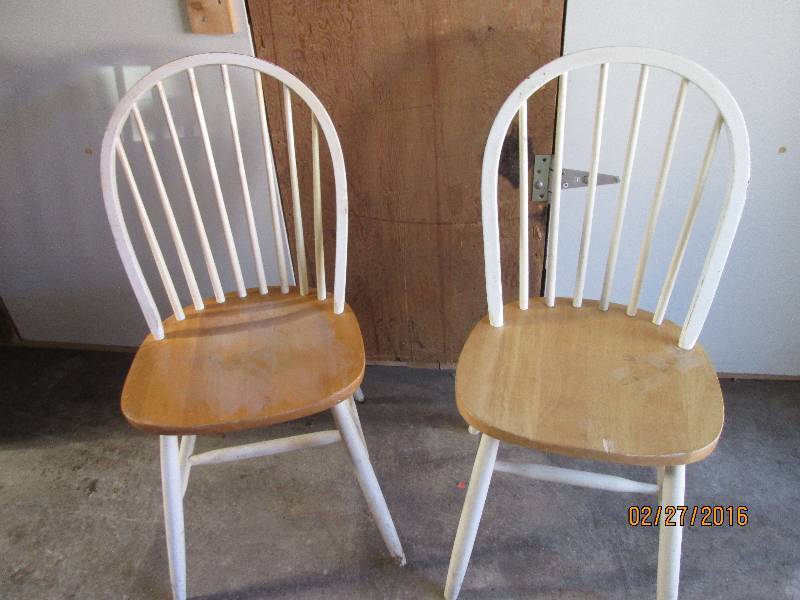 Set of 2 chairs...
