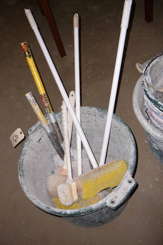 lot 43 image: Bucket and Brushes and shovels