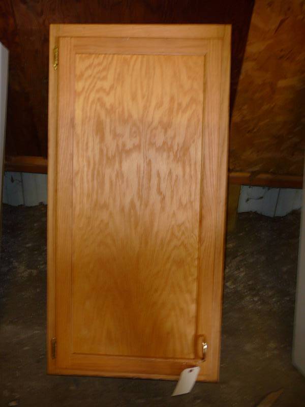 lot 52 image: Oak Cabinet 12 d x 20 34 w x 42 h