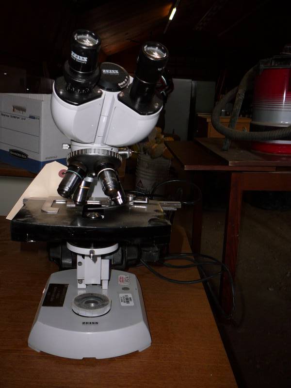 lot 72 image: Microscope Zeiss west Germany