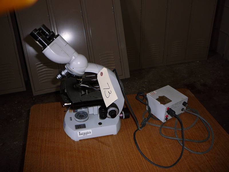 lot 73 image: Microscope Zeiss west Germany