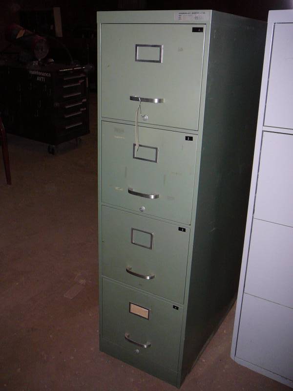 lot 77 image: File Cab 4 Drawer 15 wide
