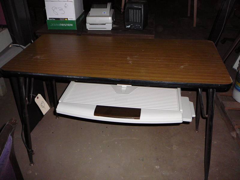 lot 82 image: Table 48w x 23d x 29 12 h