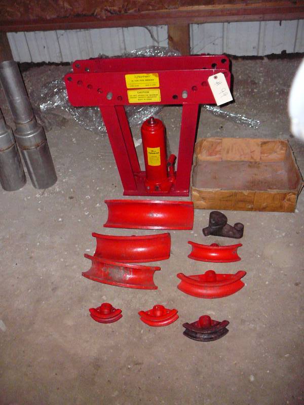 lot 99 image: 16 Ton Pipe bender with Dies Northern