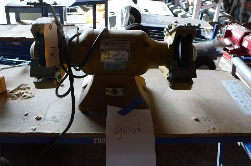 lot 140 image: Heavy Duty Bench grinder Ingersoll Rand 12 HP Works
