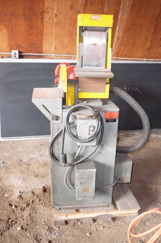 lot 142 image: disk - Belt Sander 480 Volts