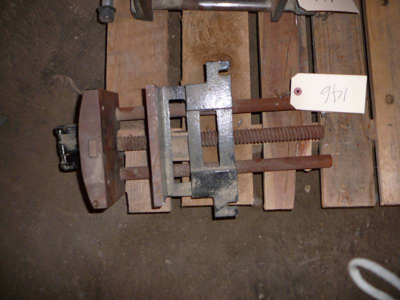 lot 146 image: Bench and wood vice Jorgenson