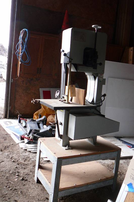 lot 176 image: RYOBI Band Saw Model BS-360nr Works