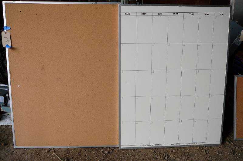 lot 178 image: Weekly Erase Board 36 x 48 and 1 Bulletin Board