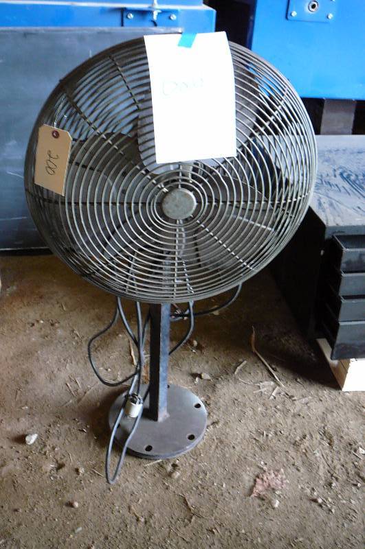 lot 200 image: Fan works