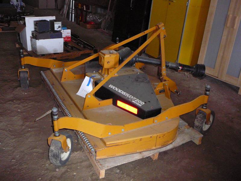 lot 204 image: Wood srd 7200 Moore  used very little