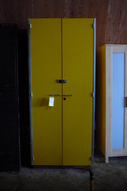 lot 206 image: Wooden Cabinet 36 x 84 x 32 12 No Key locked