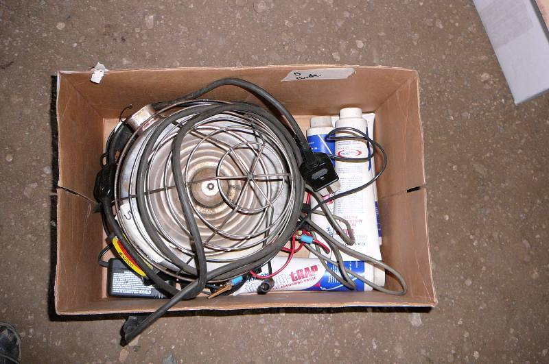 lot 218 image: Miscellaneous parts