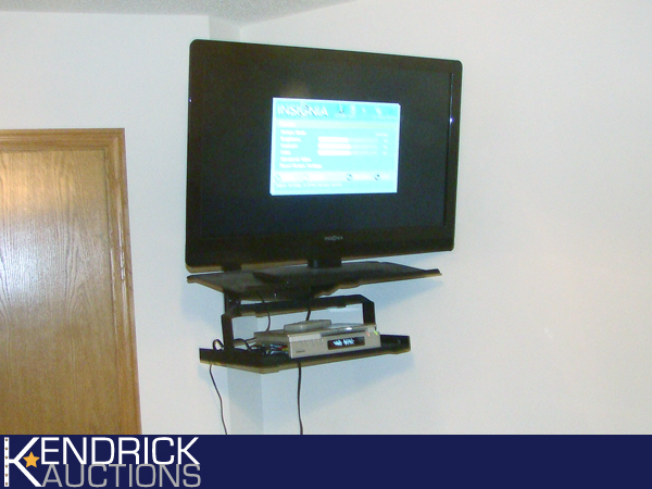 Insignia 32 TV, Sony DVD Player, Wall Mount