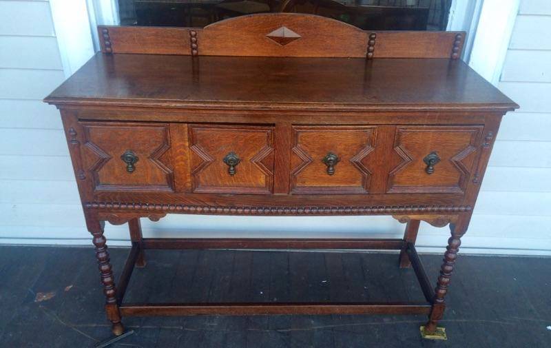 1920s English Two Door Sideboard in Tiger Oak