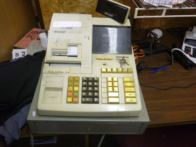 lot 17 image: Sharp Cash Register