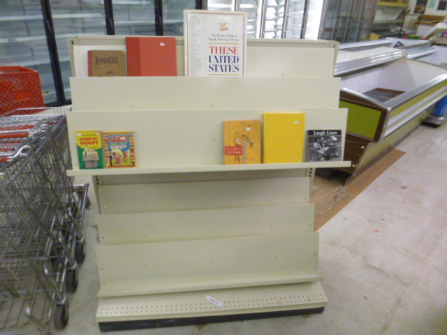 lot 23 image: Metal Magazine Rack