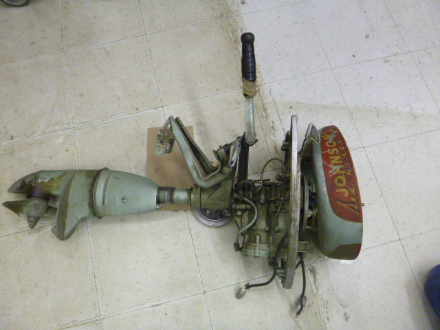 lot 28 image: Johnson Sea Horse Boat Motor