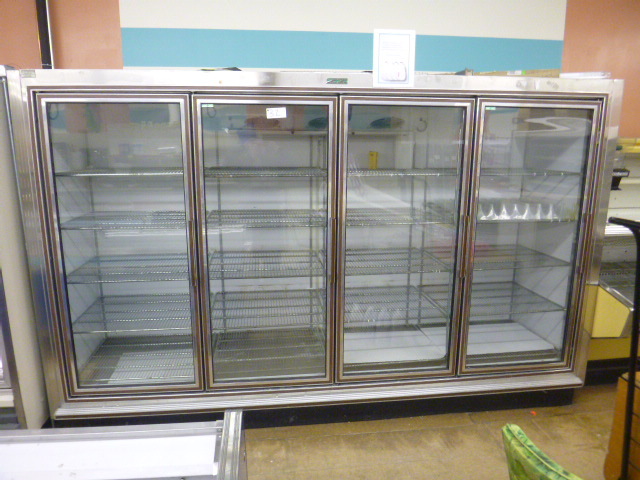 lot 32 image: 4 Door Cooler