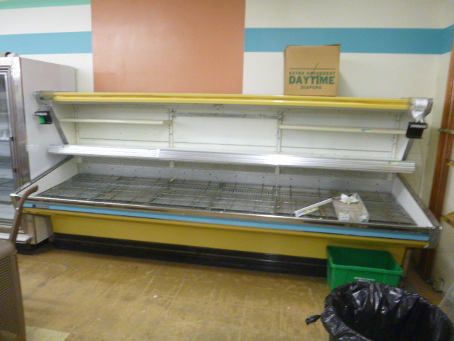 lot 33 image: Hill Produce Cooler