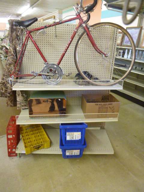 lot 54 image: 4 Feet Rack with 3 Shelves