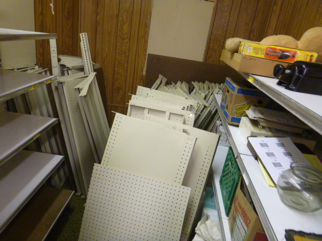 lot 59 image: Miscellaneous Lozier Shelving