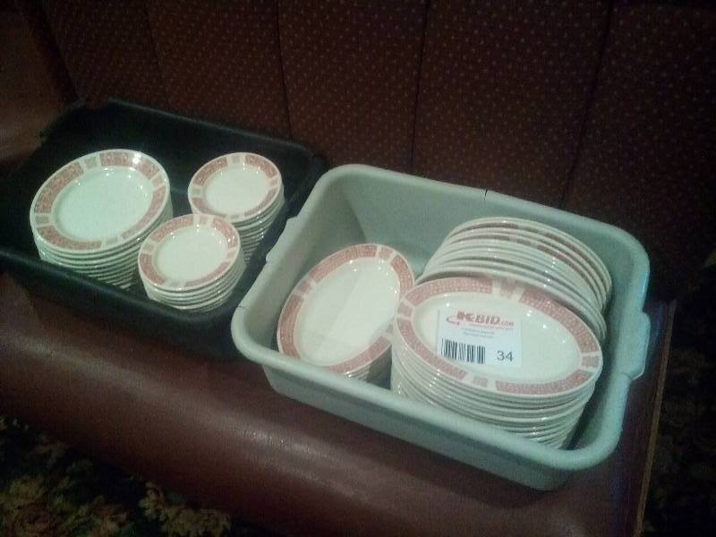 lot 34 image: Assorted China Plates