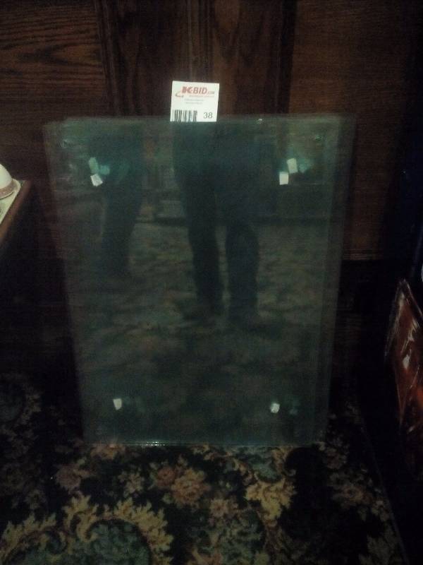 lot 38 image: Glass Sheets