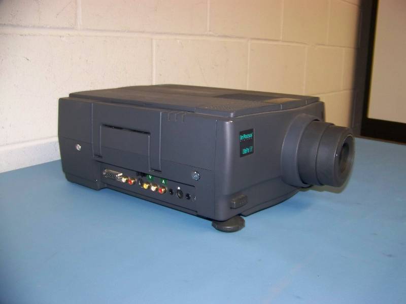lot 24 image: InFocus, LitePro, LP580, LCD Projector