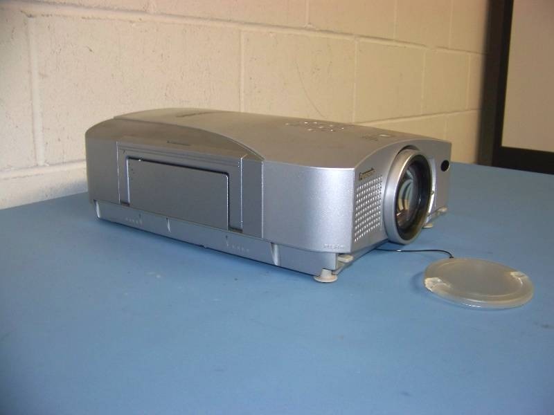 lot 110 image: Panasonic, PT-L720U, LCD Projector